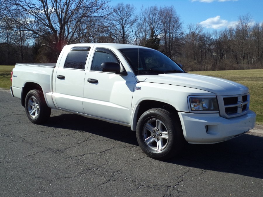 2009 Dodge Dakota 4WD Crew Cab Bighorn/Lonestar, available for sale in Berlin, Connecticut | International Motorcars llc. Berlin, Connecticut