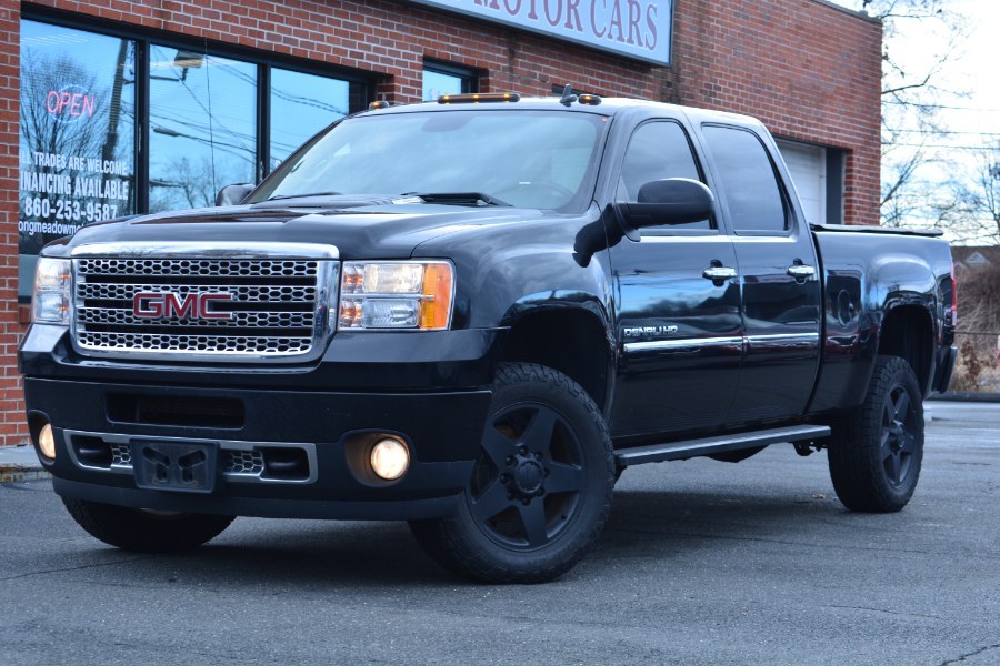 2014 GMC Sierra 2500HD 4WD Crew Cab 153.7" Denali, available for sale in ENFIELD, Connecticut | Longmeadow Motor Cars. ENFIELD, Connecticut