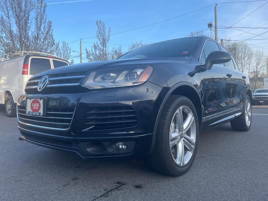 2014 Volkswagen Touareg 4dr 3.6L R-Line, available for sale in Hartford, Connecticut | Lex Autos LLC. Hartford, Connecticut