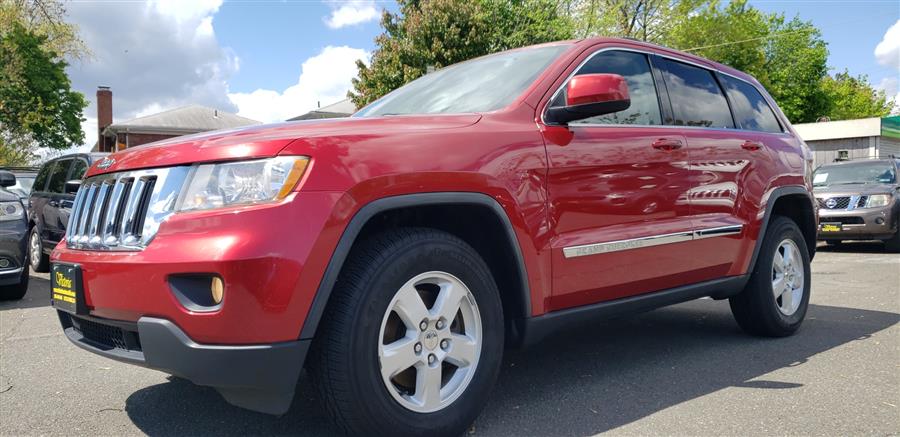 2011 Jeep Grand Cherokee Laredo 4WD's photo