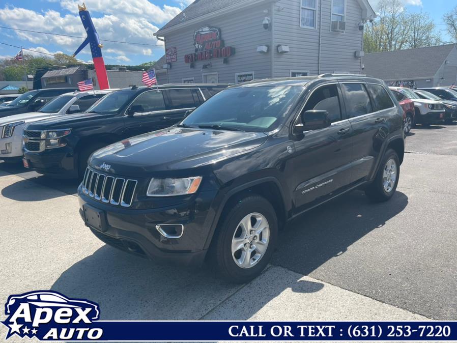 2015 Jeep Grand Cherokee 4WD 4dr Laredo, available for sale in Selden, New York | Apex Auto. Selden, New York