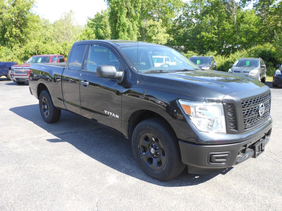 2017 Nissan Titan 4x4 King Cab SV, available for sale in Yantic, Connecticut | Yantic Auto Center. Yantic, Connecticut