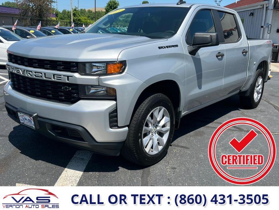 2020 Chevrolet Silverado 1500 4WD Crew Cab 147" Custom, available for sale in Manchester, Connecticut | Vernon Auto Sale & Service. Manchester, Connecticut