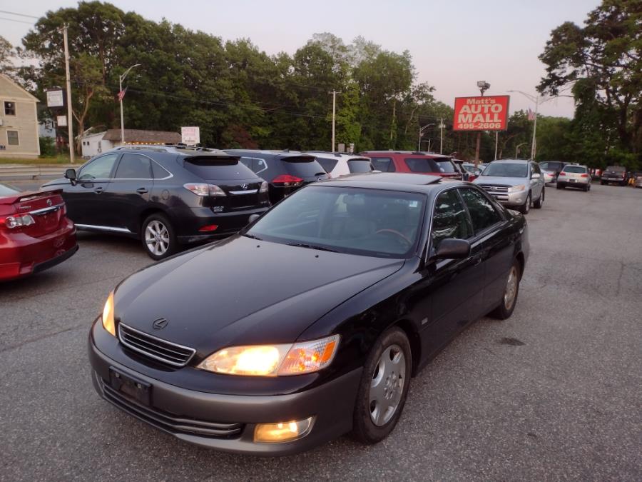 2000 Lexus ES 300 4dr Sdn, available for sale in Chicopee, Massachusetts | Matts Auto Mall LLC. Chicopee, Massachusetts
