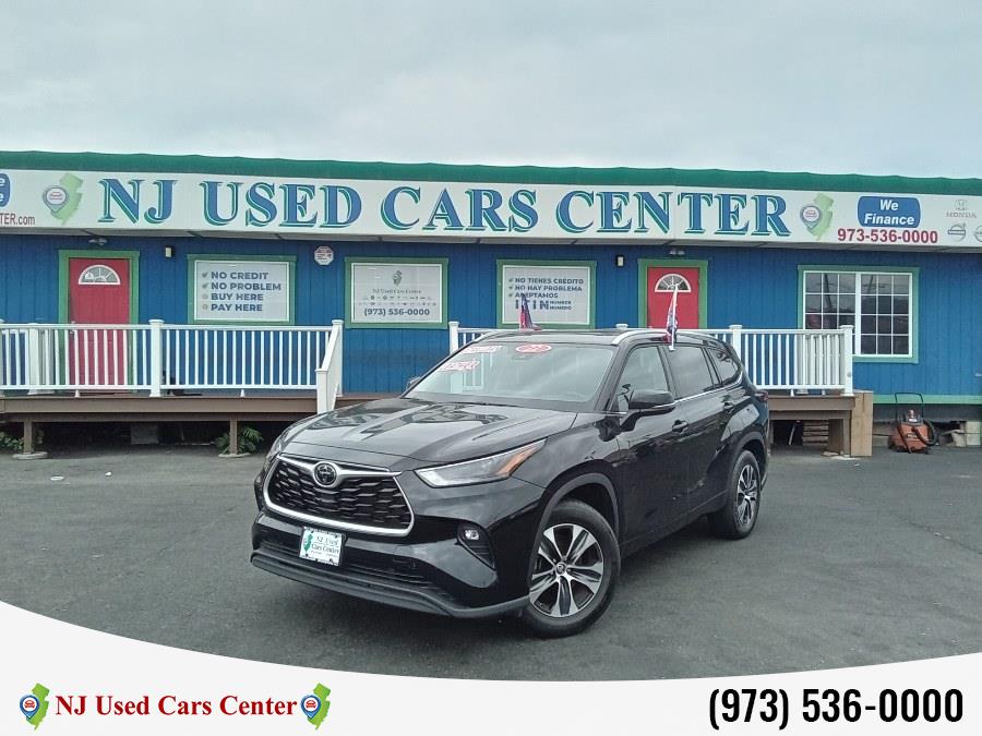2022 Toyota Highlander XLE FWD (Natl), available for sale in Irvington, New Jersey | NJ Used Cars Center. Irvington, New Jersey