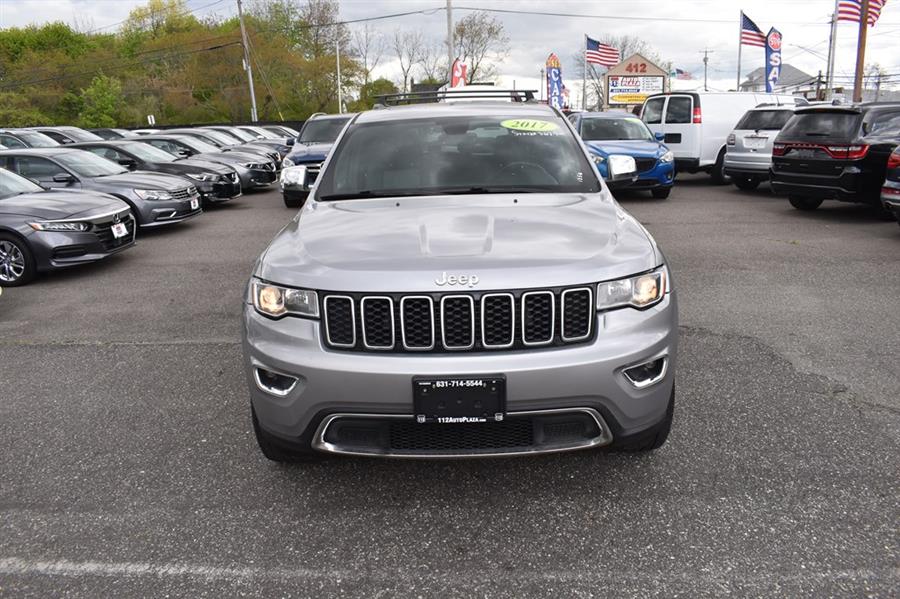 2017 Jeep Grand Cherokee Limited 4WD's photo