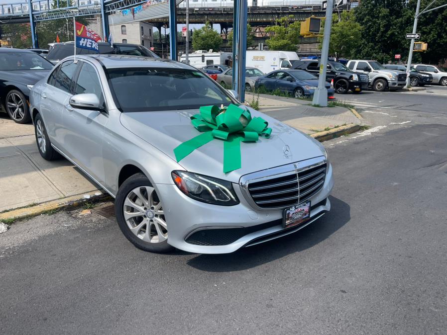 2017 Mercedes-Benz E-Class E300 4MATIC's photo