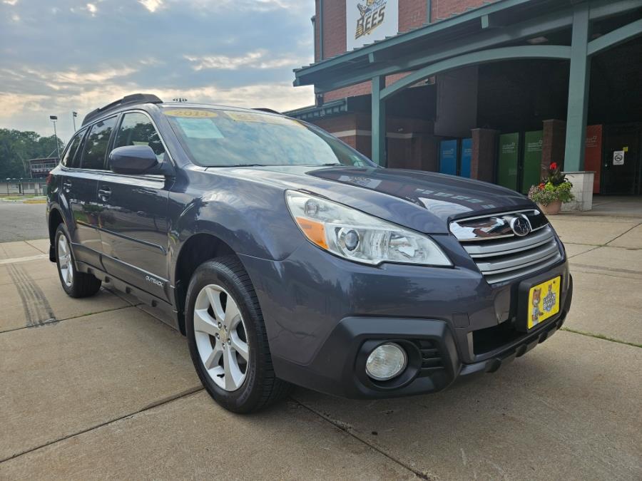 2014 Subaru Outback 4dr Wgn H4 Auto 2.5i Premium, available for sale in New Britain, Connecticut | Supreme Automotive. New Britain, Connecticut