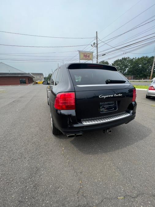 2004 Porsche Cayenne Turbo's photo