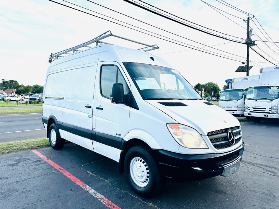 2010 Mercedes-Benz Sprinter 2500 144 WB High Roof's photo