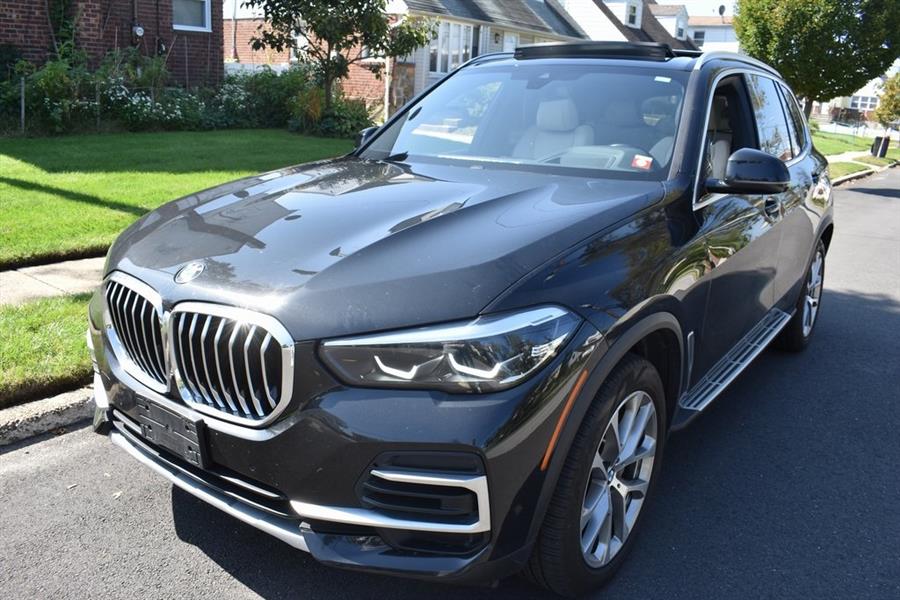 2022 BMW X5 xDrive40i's photo