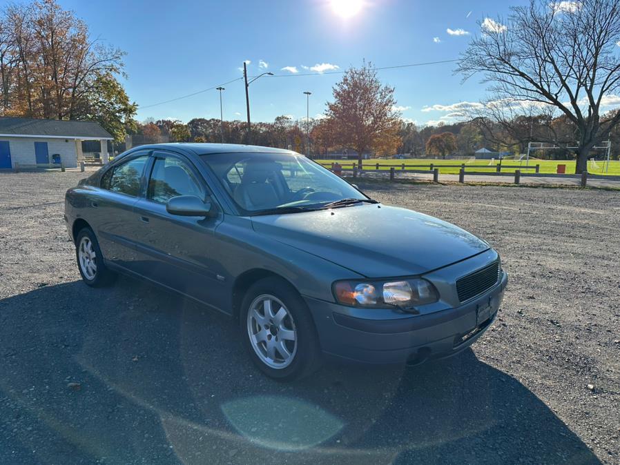 2002 Volvo S60 2.4T S SR w/AWD's photo