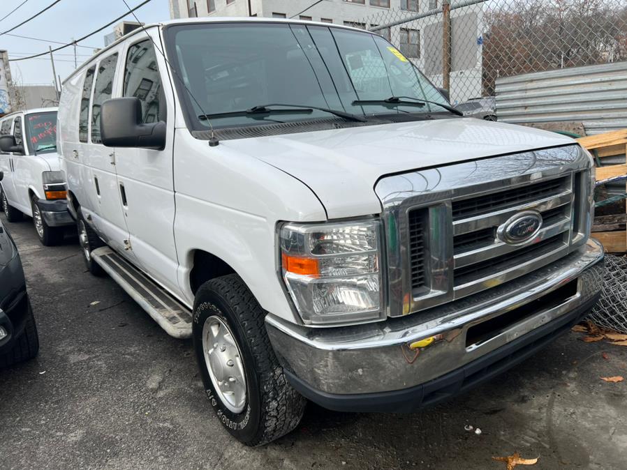 2013 Ford E-Series E-250 Van's photo