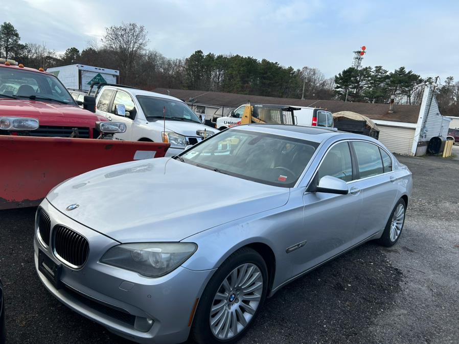 2012 BMW 7 Series 750Li xDrive's photo