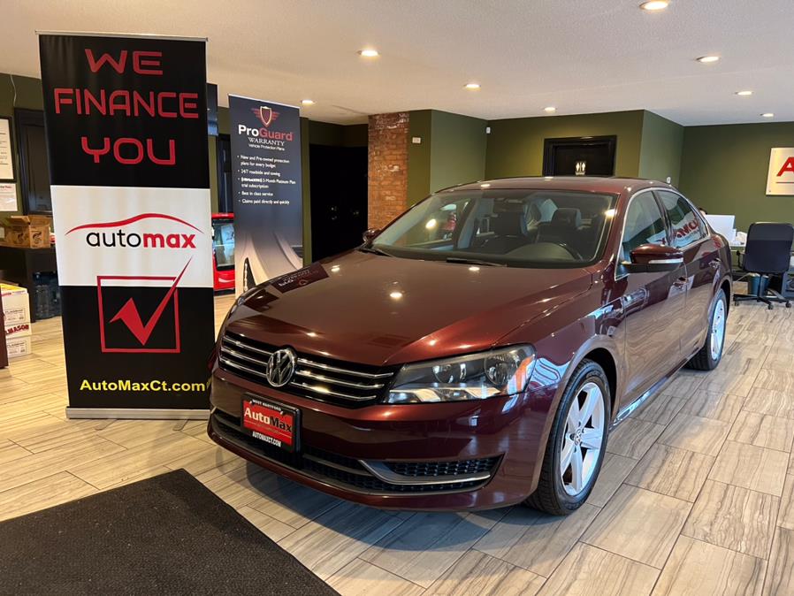 2013 Volkswagen Passat 4dr Sdn 2.5L Auto SE w/Sunroof PZEV, available for sale in West Hartford, Connecticut | AutoMax. West Hartford, Connecticut
