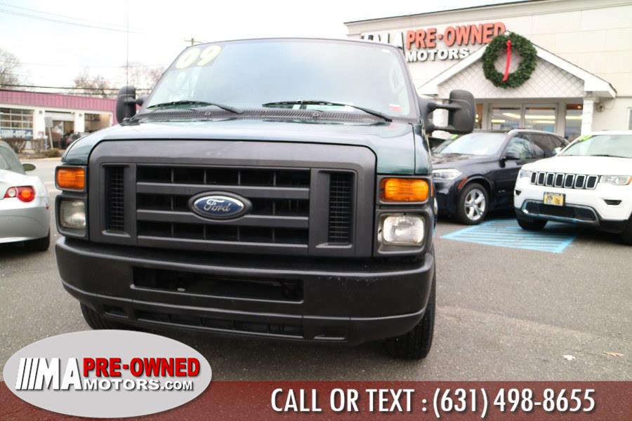 2009 Ford E-Series E-250 Extended's photo