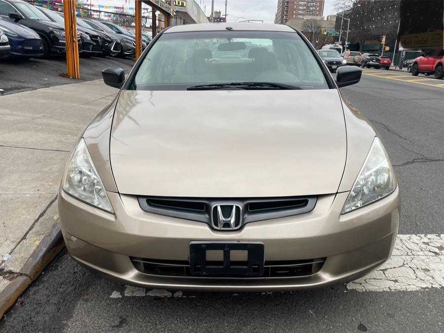 2003 Honda Accord DX 5AT's photo