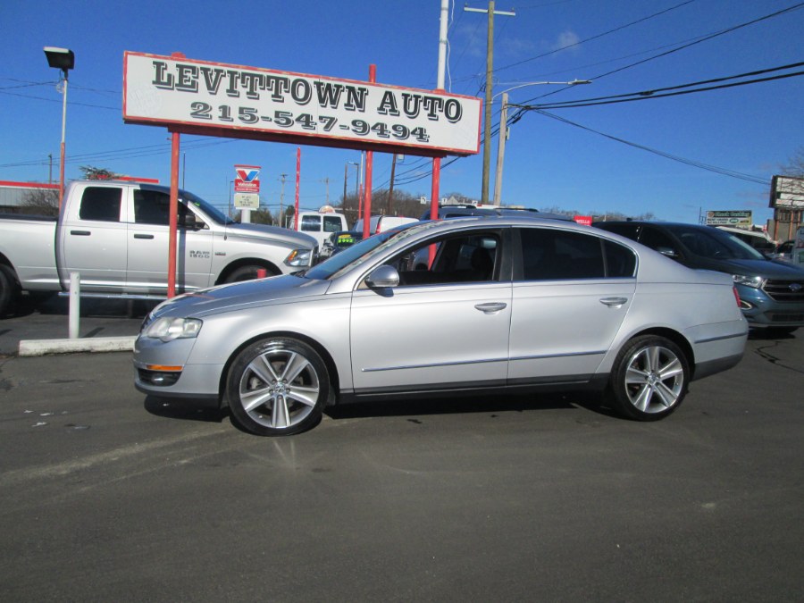2010 Volkswagen Passat Sedan 4dr DSG Komfort FWD PZEV, available for sale in Levittown, Pennsylvania | Levittown Auto. Levittown, Pennsylvania