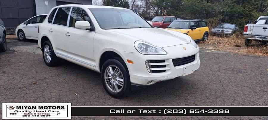 2010 Porsche Cayenne Tiptronic's photo
