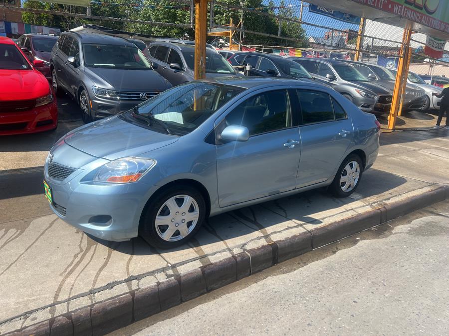Zephyr Blue Metallic 2009 Toyota Yaris Base Sedan Front-Wheel Drive Automatic