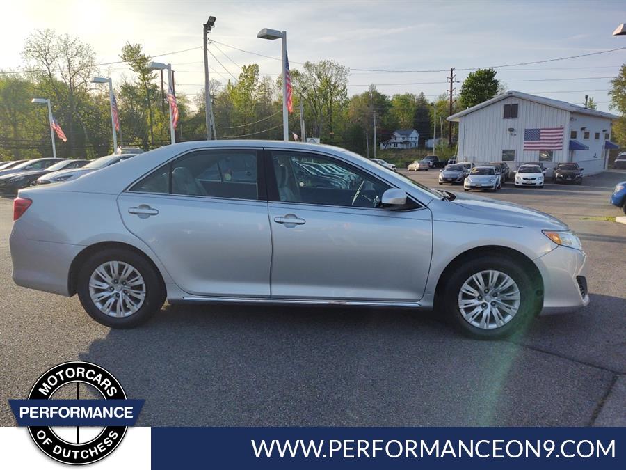 2014 Toyota Camry 2.5 Auto LE's photo