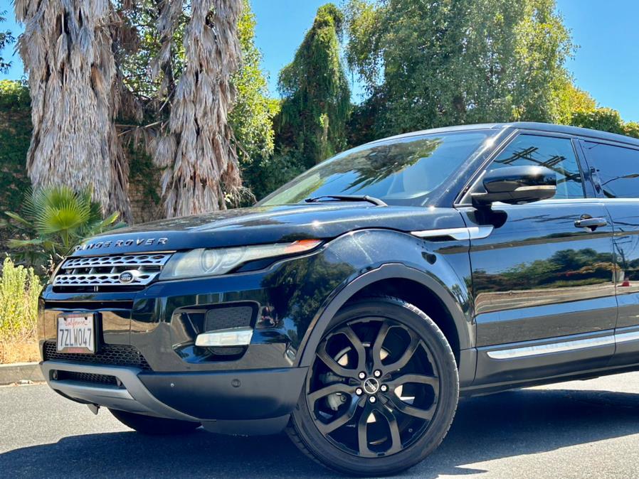 2012 Land Rover Range Rover Evoque Pure Plus 5 Door's photo