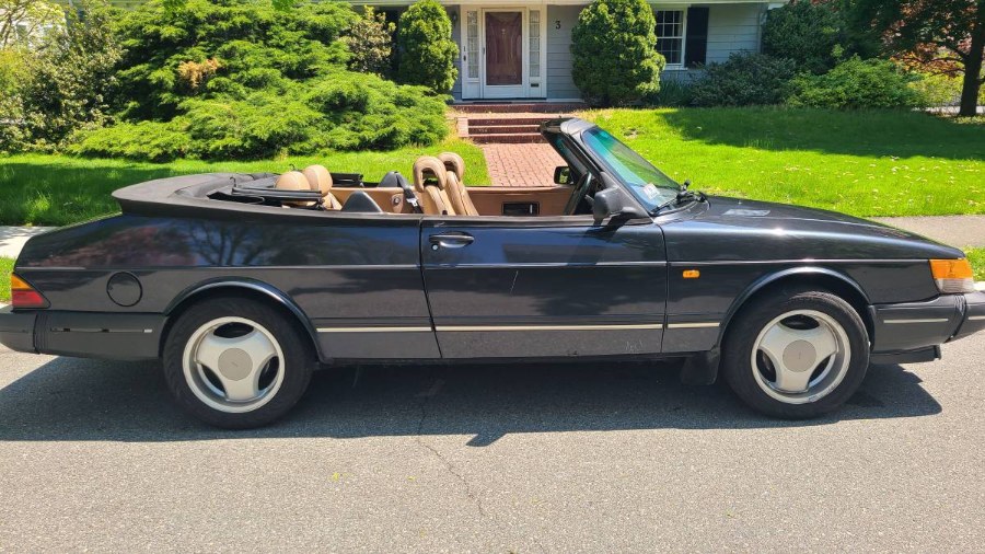 1994 Saab 900's photo