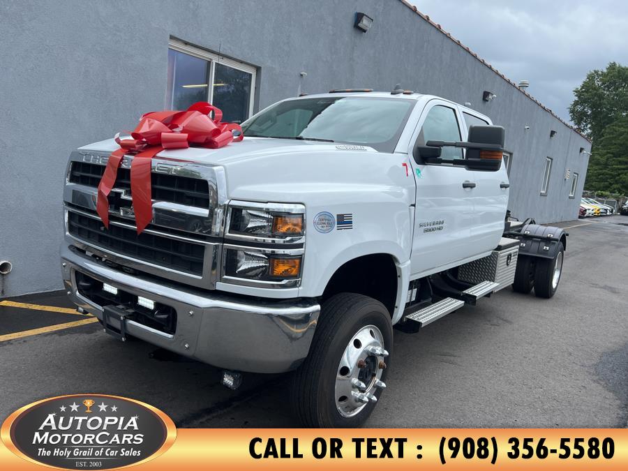 2022 Chevrolet Silverado HD WT 4WD Crew Cab 175" WB's photo