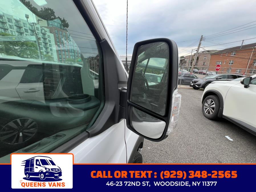 2023 Ford Transit Passenger Van XLT - Photo 10