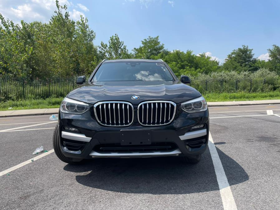 2021 BMW X3 xDrive30i's photo