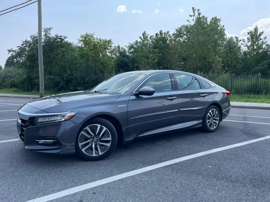2019 Honda Accord Hybrid Touring's photo