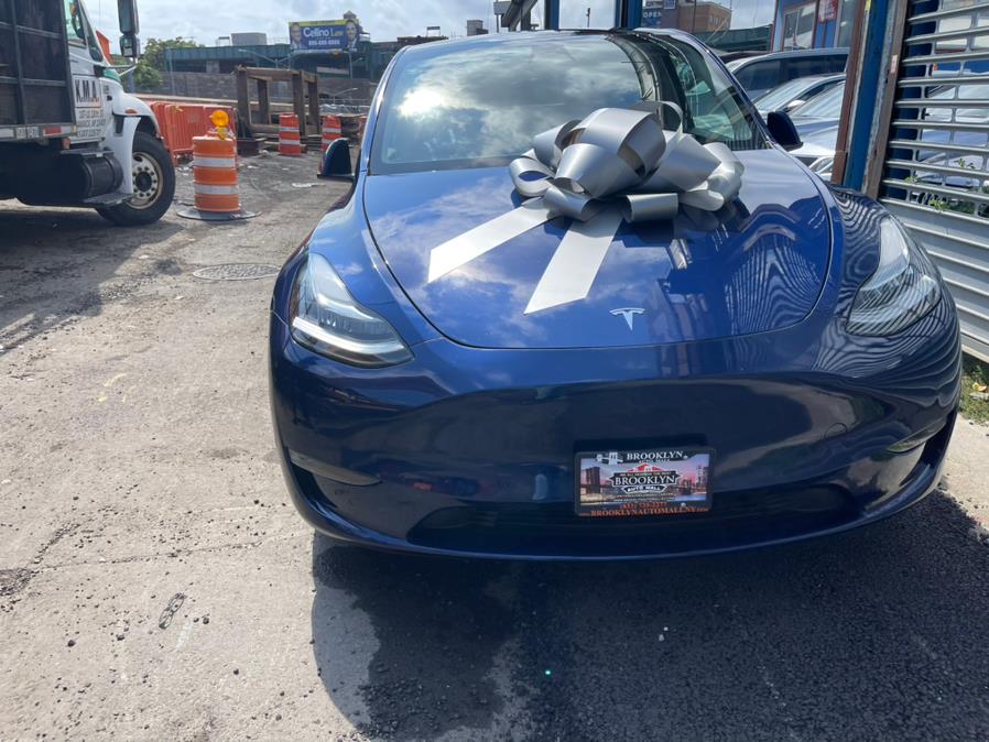 2022 Tesla Model Y Long Range Dual Motor All-Wheel Drive's photo
