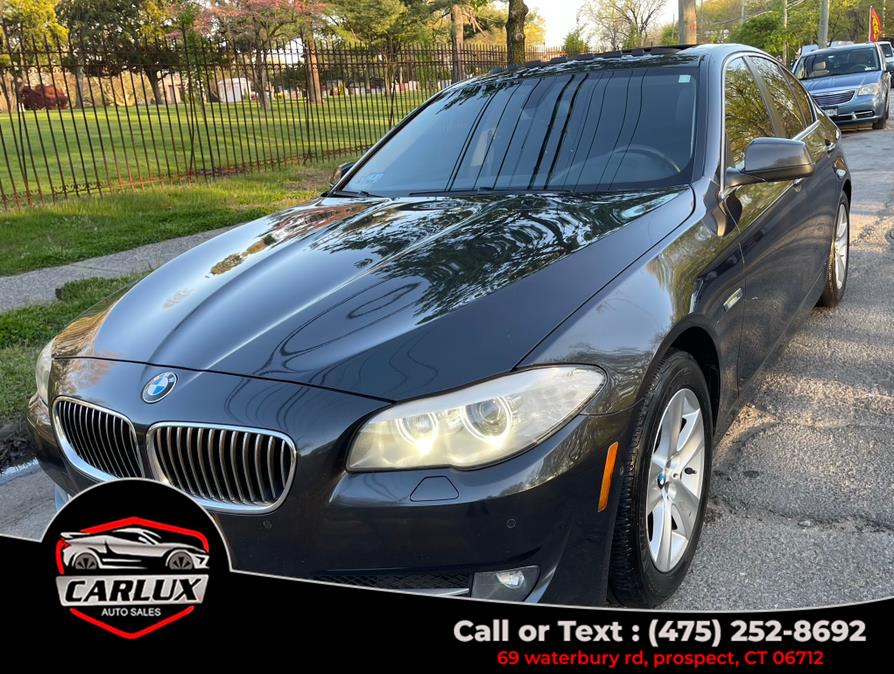 2013 BMW 5 Series 528i xDrive Sedan's photo