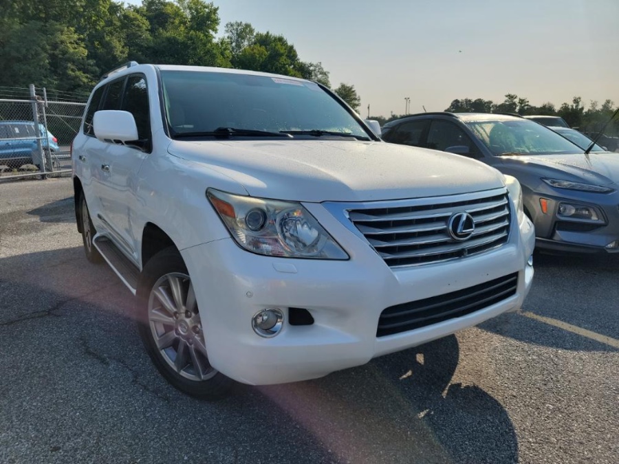 2011 Lexus LX 600 570's photo