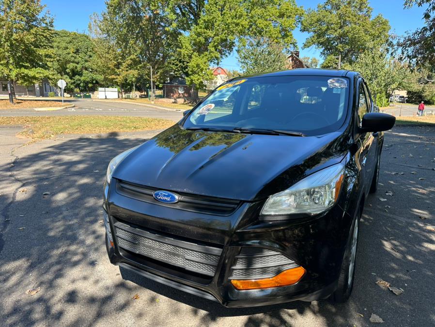 2014 Ford Escape S's photo