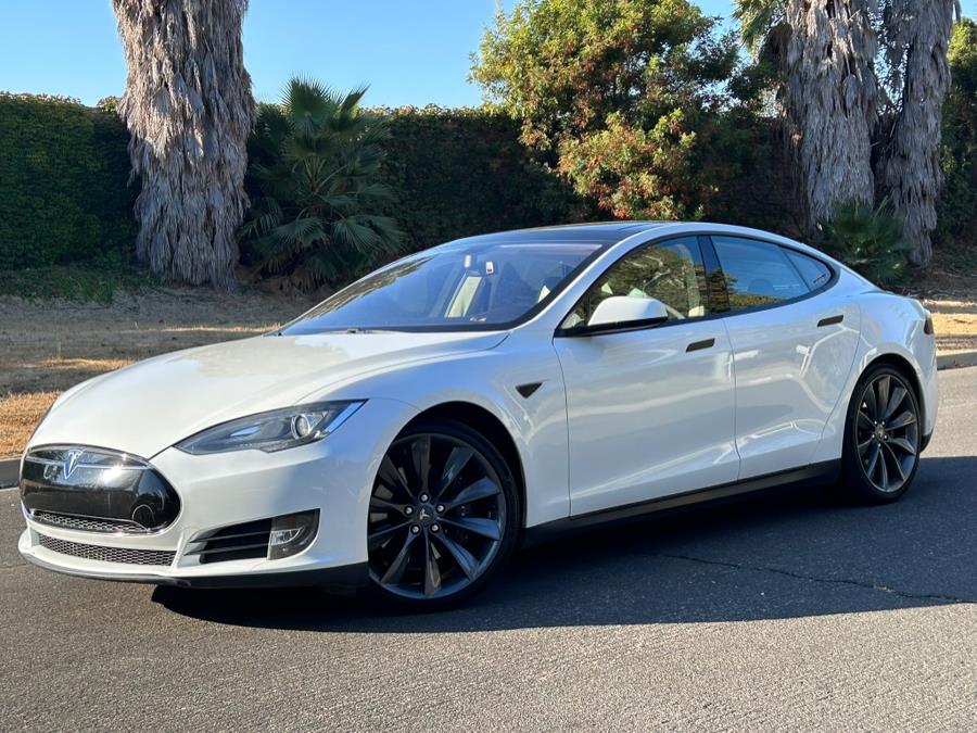 2013 Tesla Model S Performance's photo