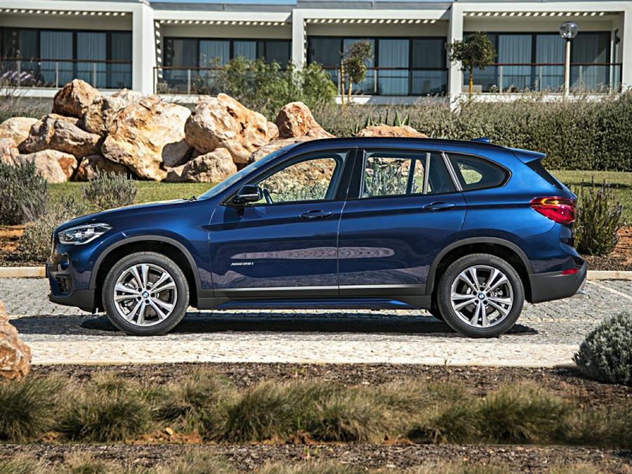2018 BMW X1's photo