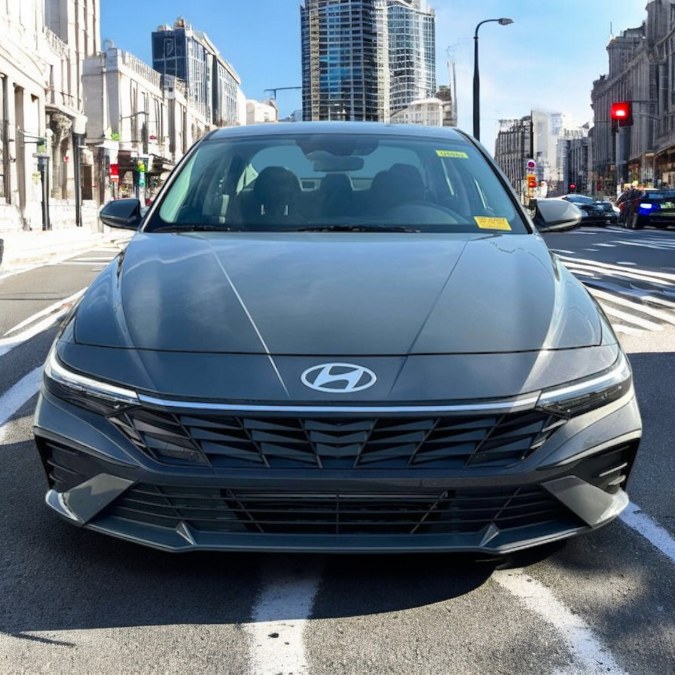 2024 Hyundai Elantra 2.0 SE IVT's photo