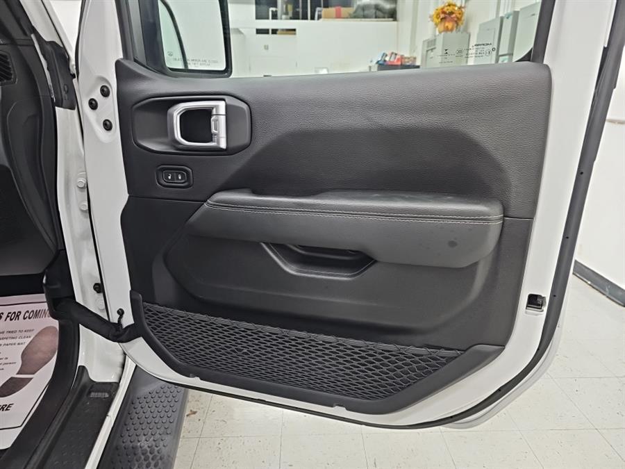 2021 Jeep Wrangler Unlimited Sahara - Photo 11