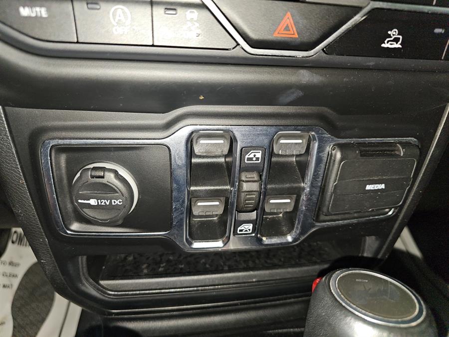 2021 Jeep Wrangler Unlimited Sahara - Photo 17