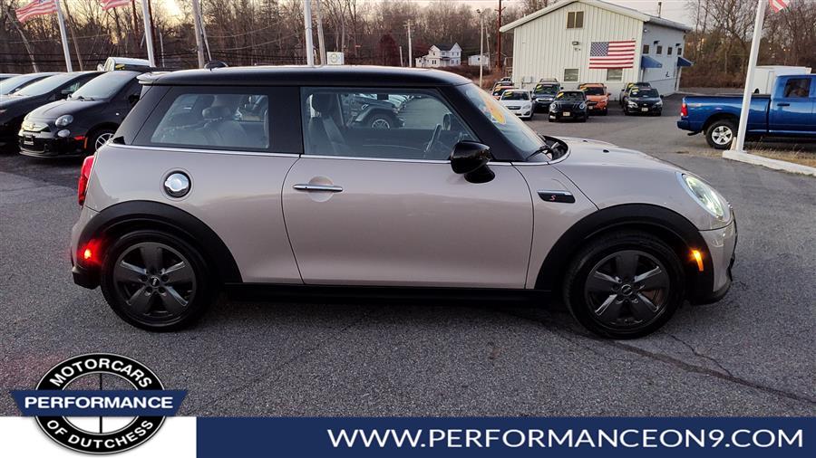 2022 MINI Hardtop Cooper S's photo