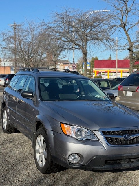 2009 Subaru Outback 2.5i Auto Pzev's photo