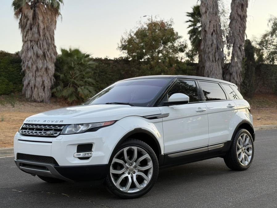 2015 Land Rover Range Rover Evoque Pure Plus 5 Door's photo