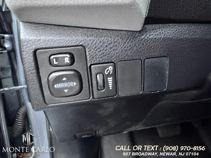 2016 Toyota Corolla LE - Photo 28