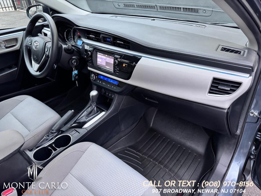 2016 Toyota Corolla LE - Photo 16