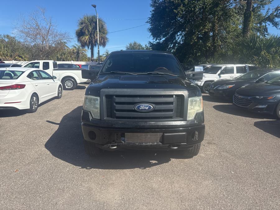 2010 Ford F-150 Platinum 4x4 SuperCrew 145-in's photo