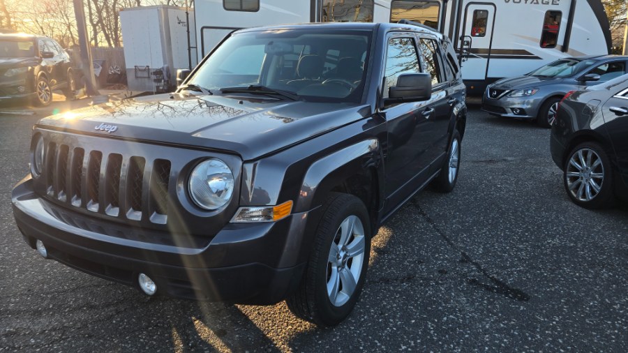 Used 2017 Jeep Patriot in Patchogue, New York | Romaxx Truxx. Patchogue, New York