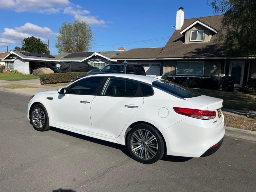 2016 Kia Optima EX AT's photo