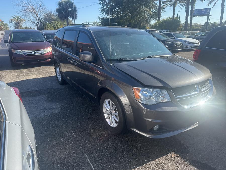 2019 Dodge Grand Caravan SXT's photo