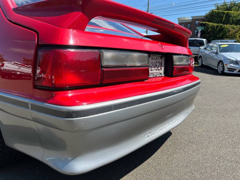 1989 Ford Mustang - Photo 8